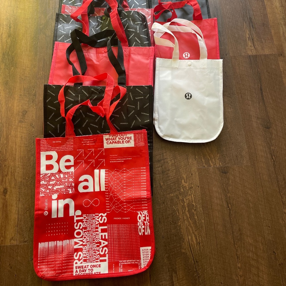 Lululemon bags